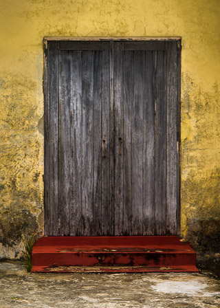 Red Doorstep