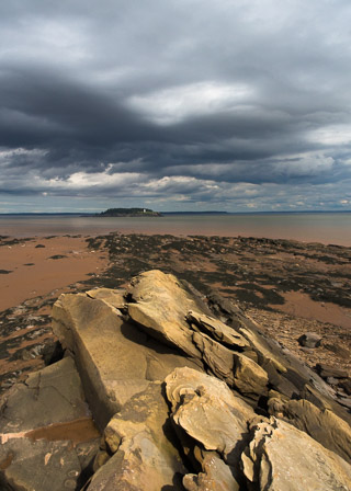 Pointing the Way Through the Sea