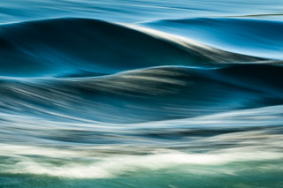 Tide Rolling In