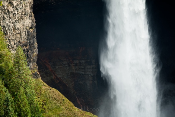 helmcken-falls-2