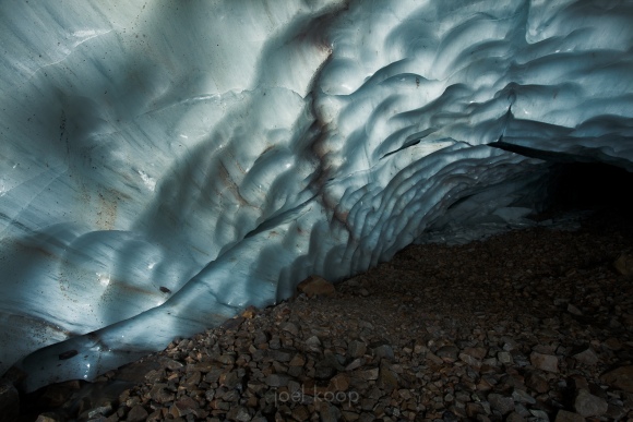 inside-a-glacier-ice-cave