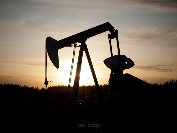 pipe-oil-rig-sunset